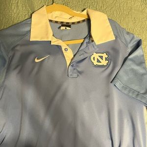 UNC Nike polo size large